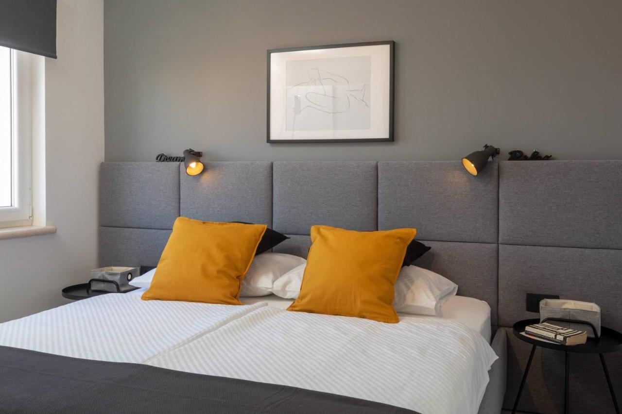 Apartments Valentina Bol Ngoại thất bức ảnh